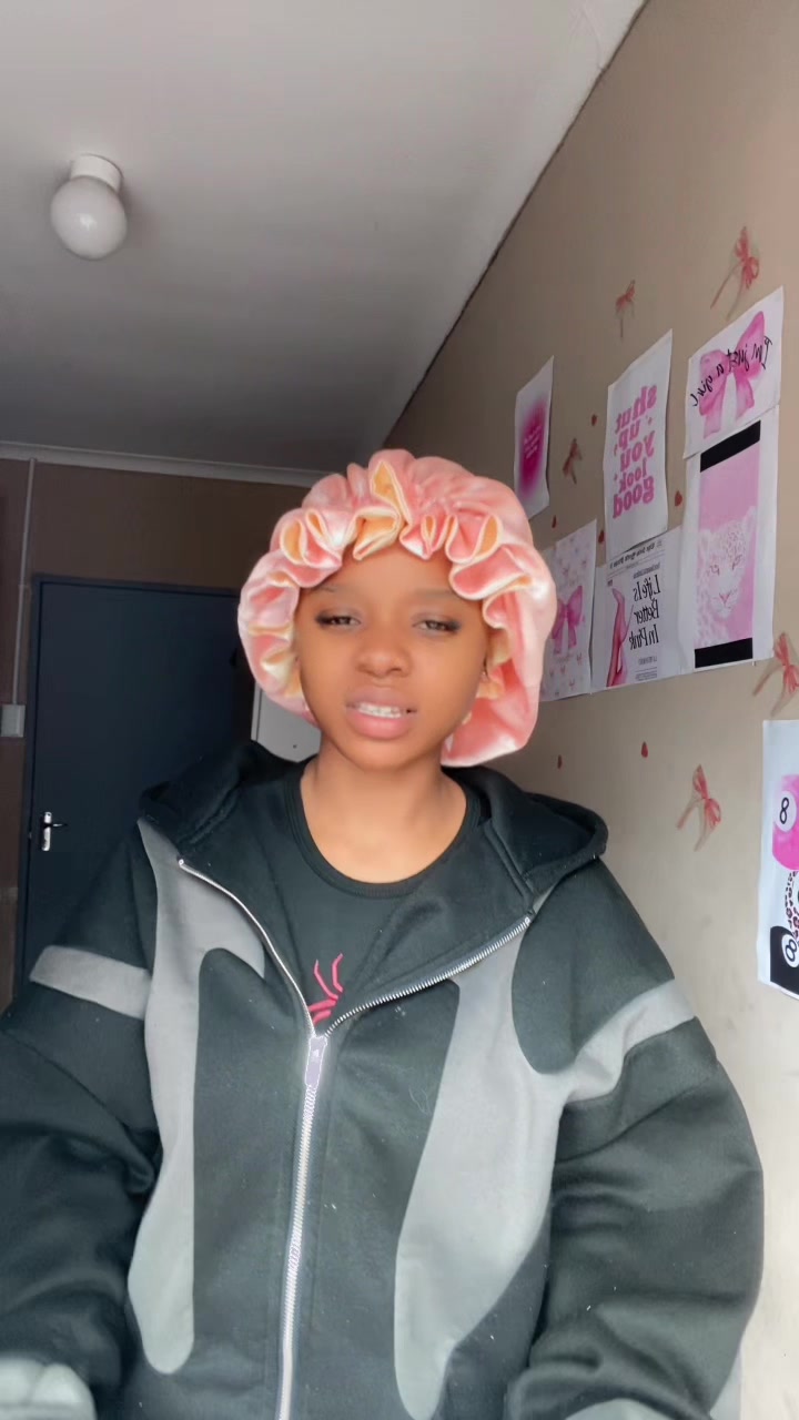 @khumeshna Nxumalo