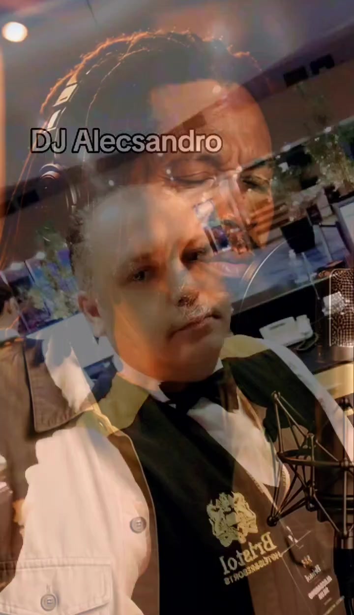 @DJ Alecsandro