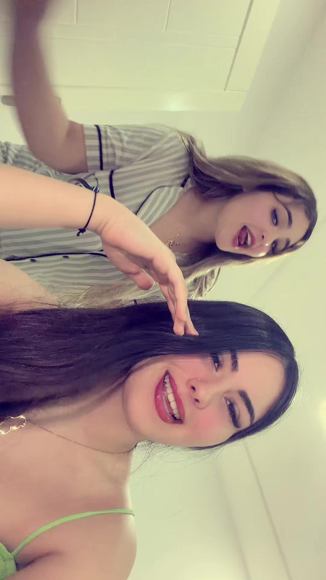 @Nadee Mahfoudhi🍒