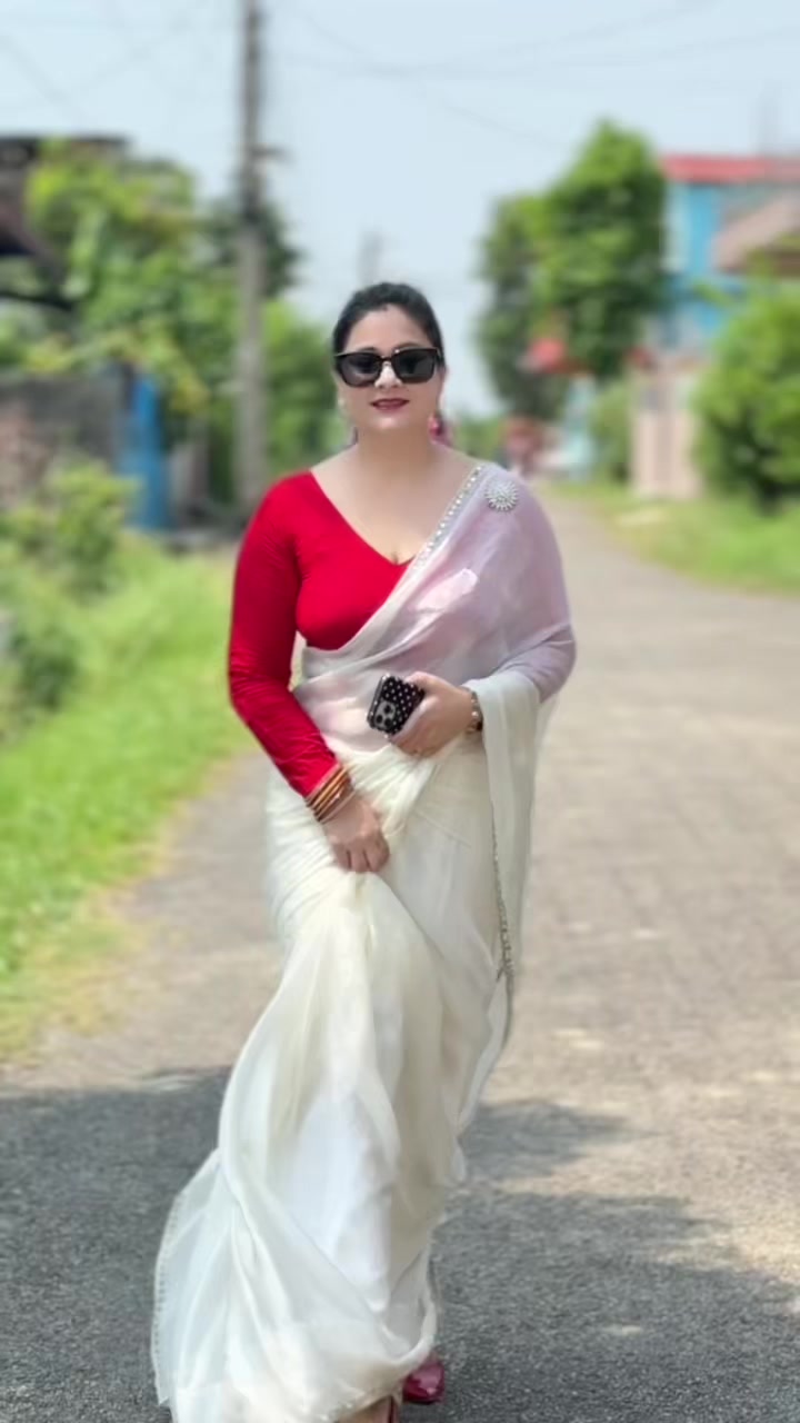 @minakunwar-official