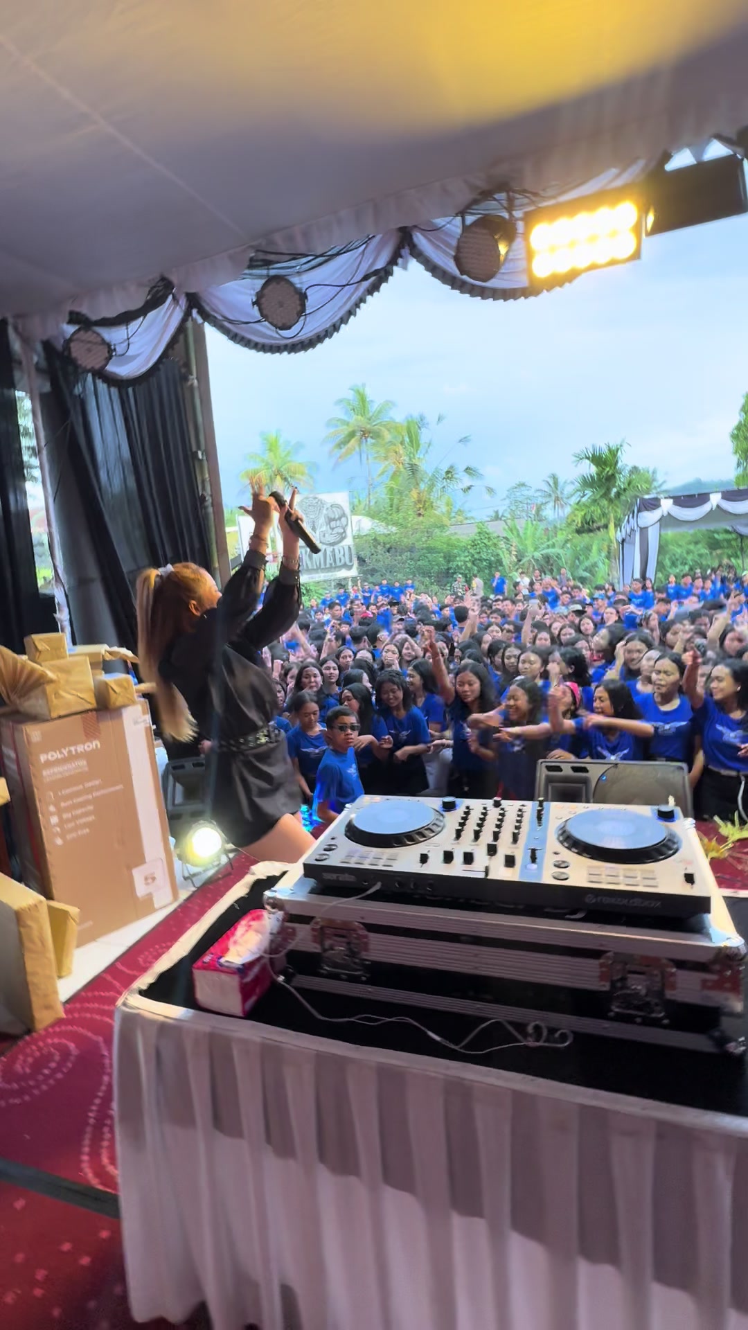 @DJ Herllyna