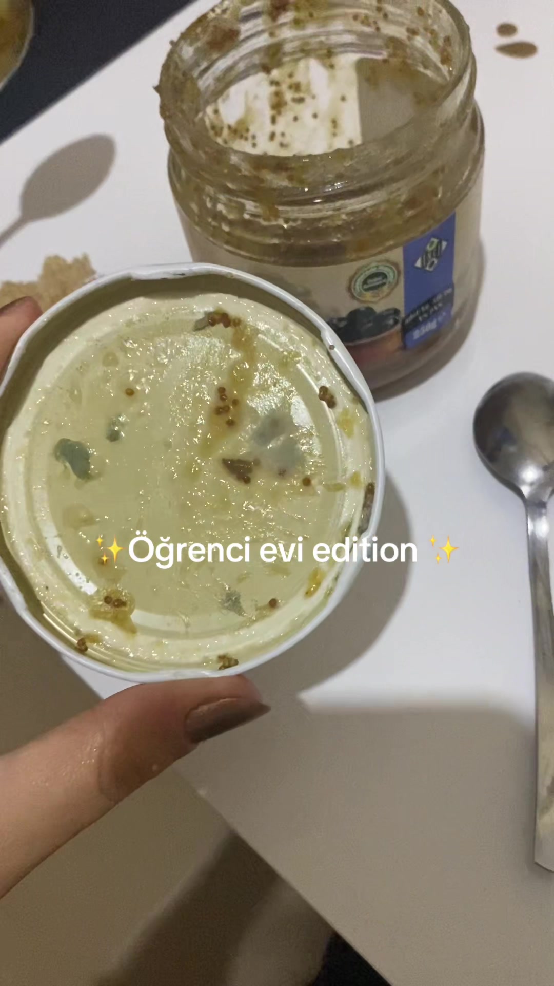 @Elifakyurekaşkm