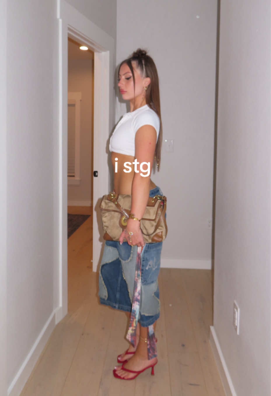 @Emi