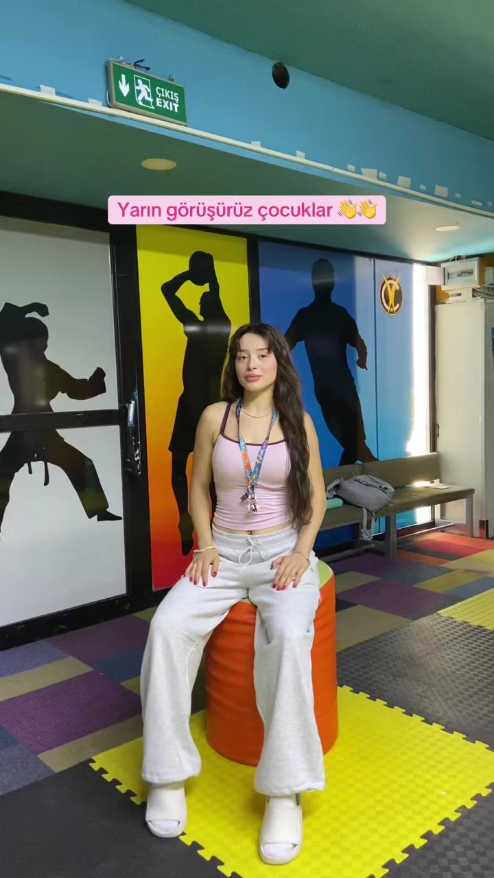 @Ezgi☀️🎐🧘🏻&zwj;♀️