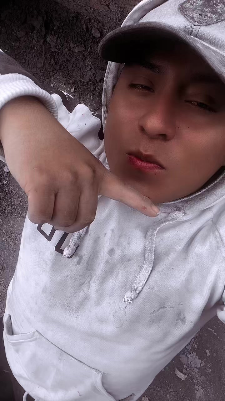 @Jhony  Romero