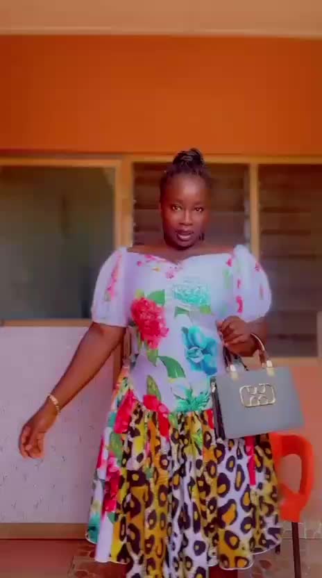 @SB COLLECTIONS ✂️ 🧵(Winneba)