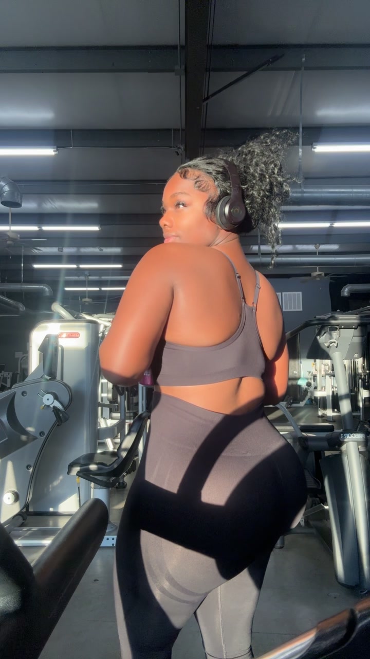 @Kiara Moore MSM;HRM