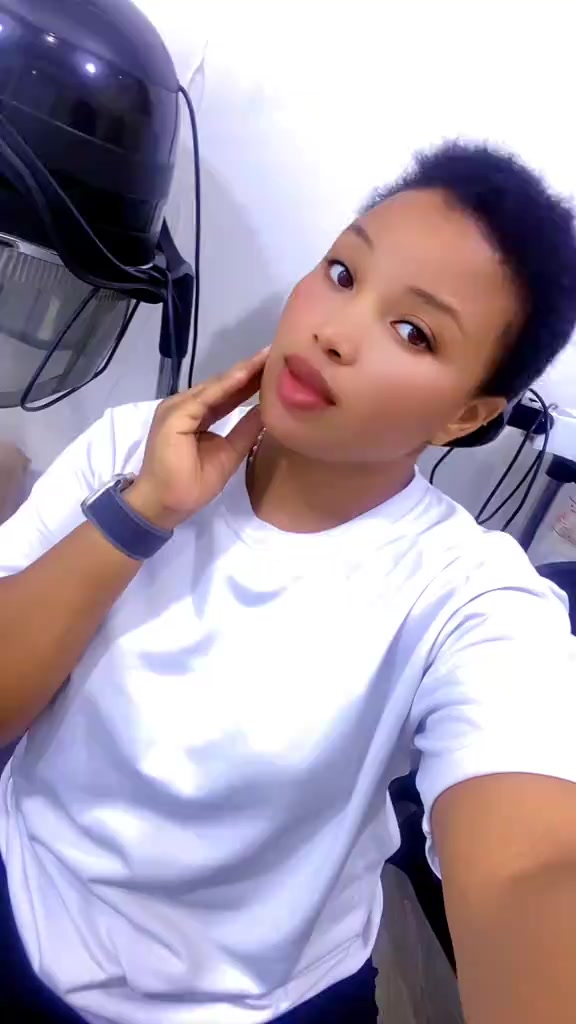 @Angelynepf