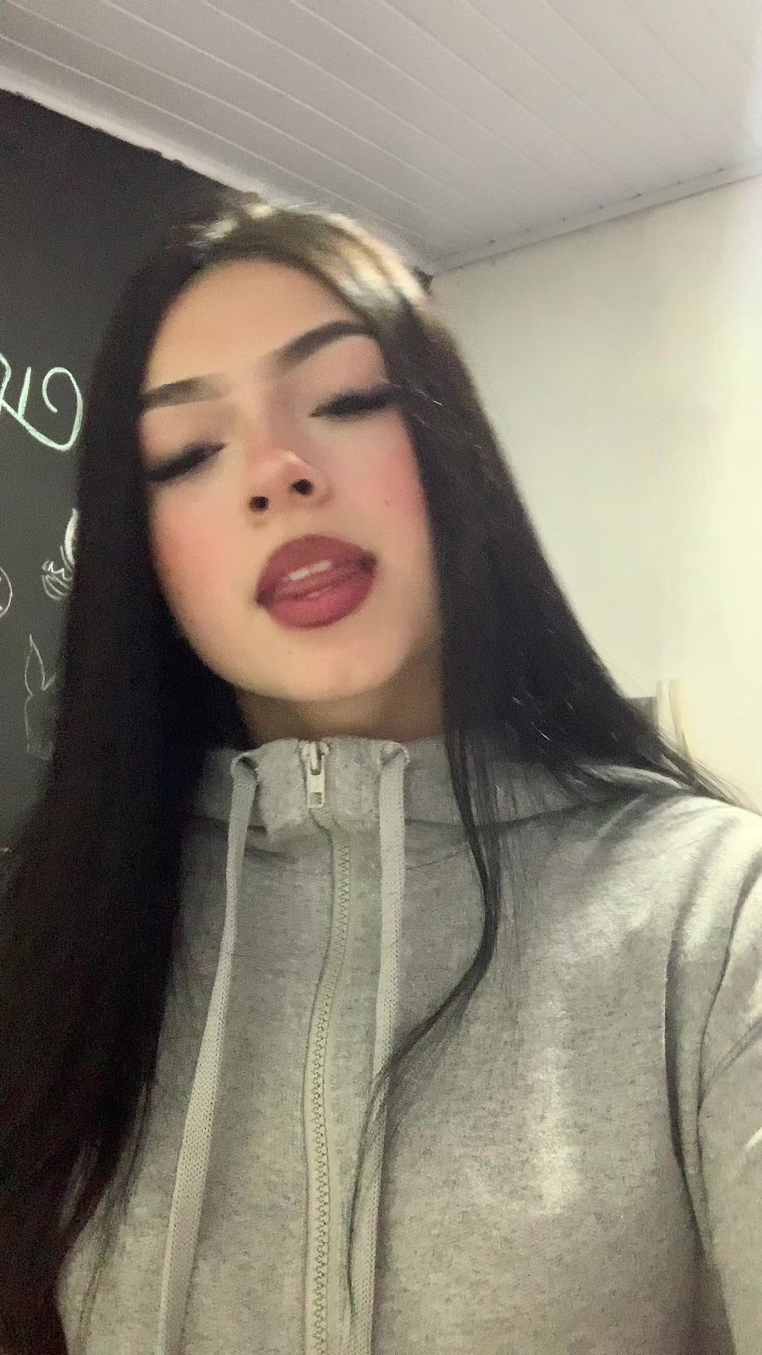 @๐๐๐๐๐๐๐
๐๐ ๐ฆ๐ฅ