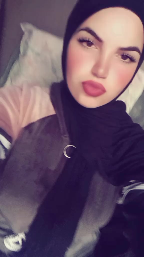 @بًتٌوٌلَ_صّوٌآنِ🪬🖤