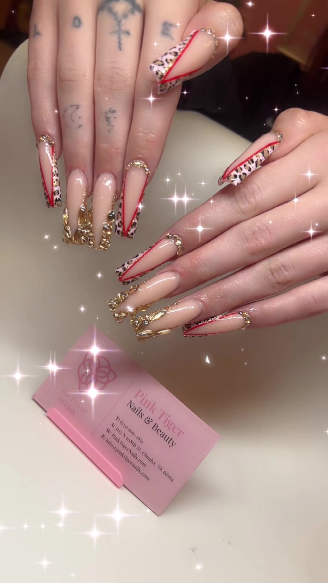 @PinkTigerNailsBeauty