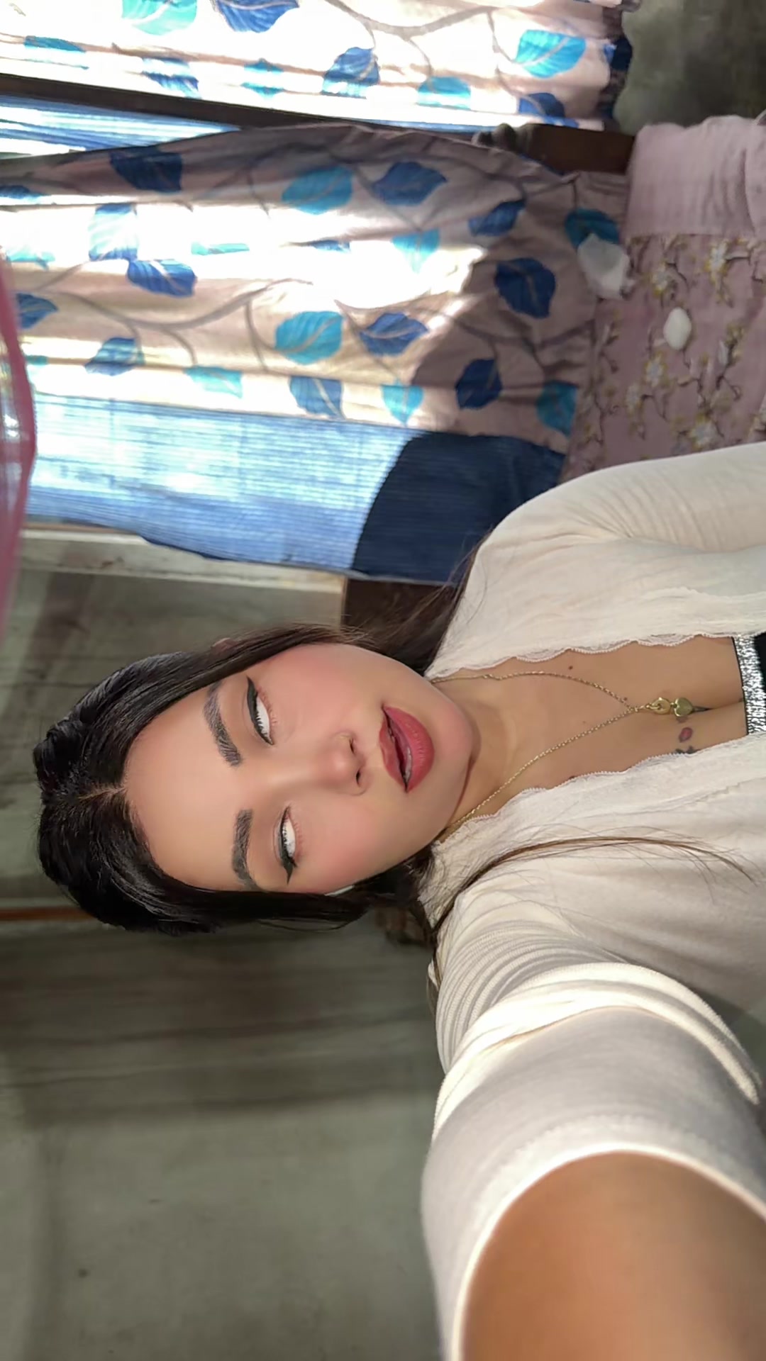 @Rosa:)negra;/