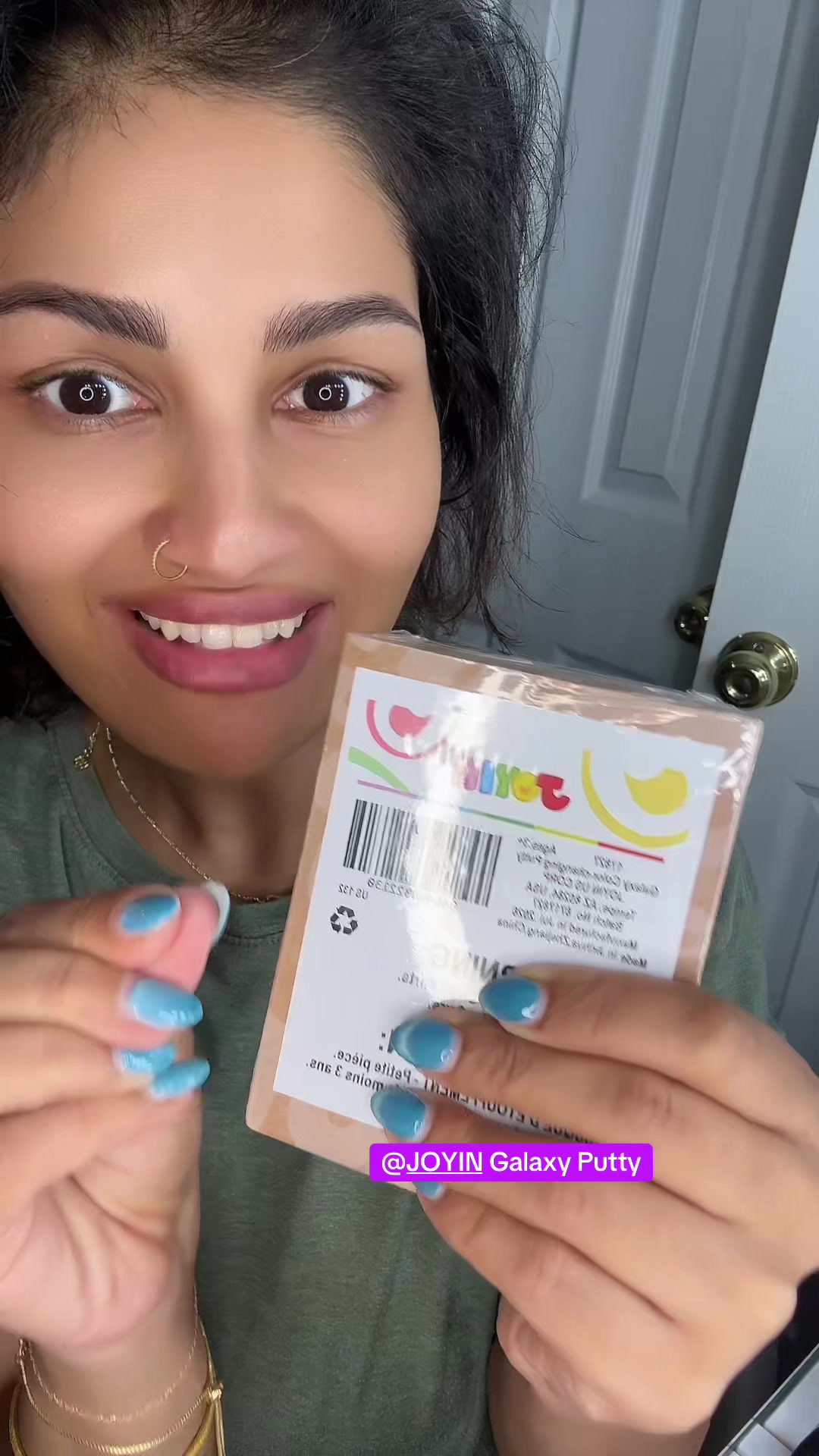 @MakeupLaveena