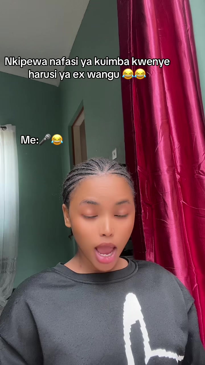 @𝑳𝑨𝑽𝑬𝑵𝑫𝑹𝑰𝑨 💜🌿💦