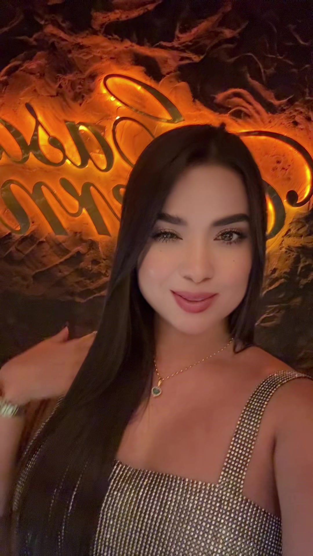 @𝐅𝐞𝐫𝐧𝐚𝐧𝐝𝐚 𝐓𝐨𝐫𝐨 💎