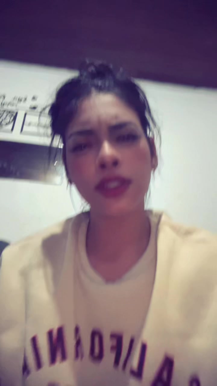 @Julia Mendes