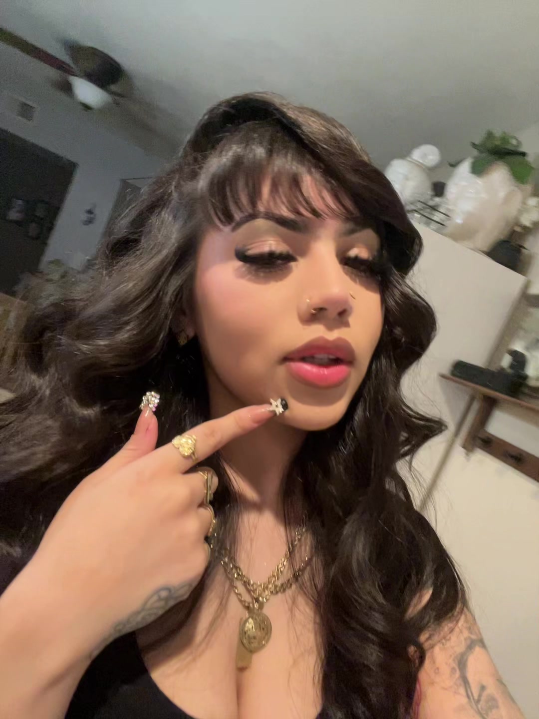 @♛