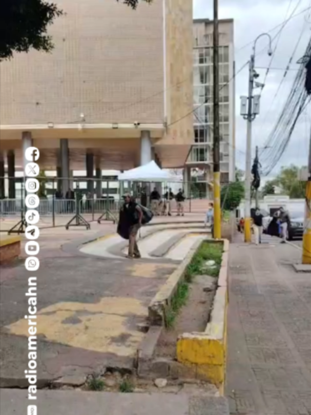 @Radio América Honduras