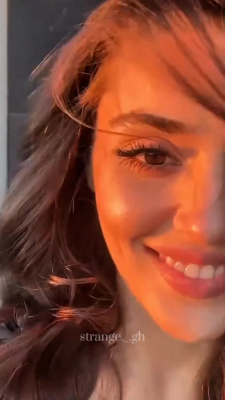 @الـغريـبةة 🦅🤍..