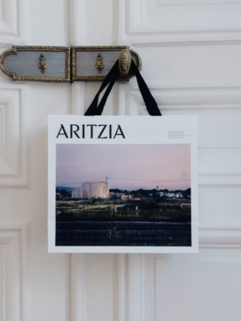 @Aritzia