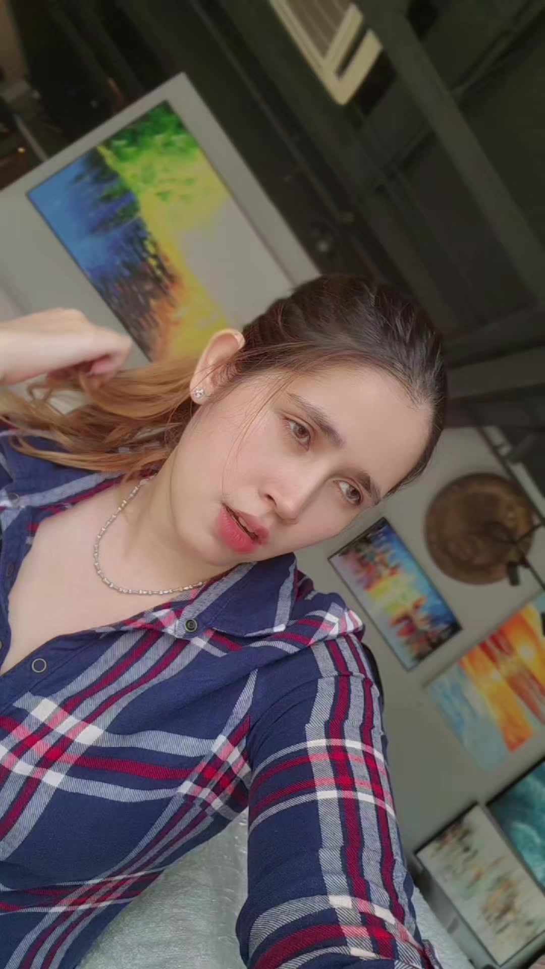 @Ĥãŕłëỳ Ěmīľý💫