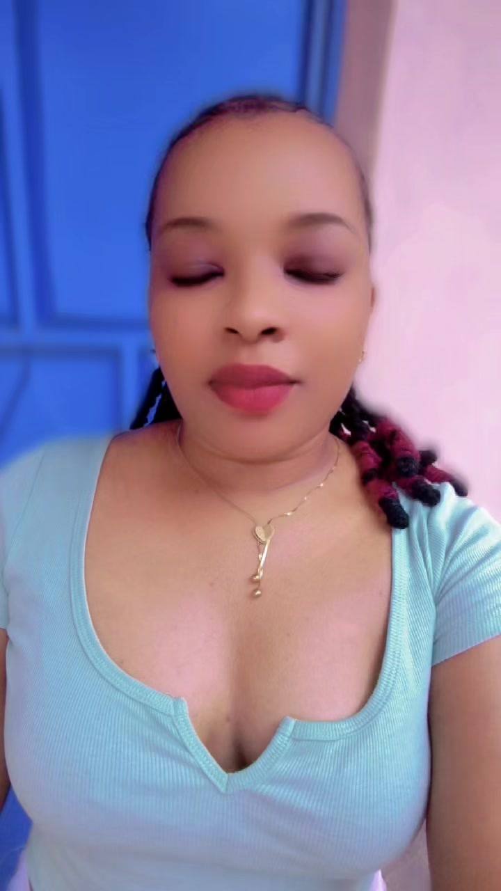 @🦋lizz🤍