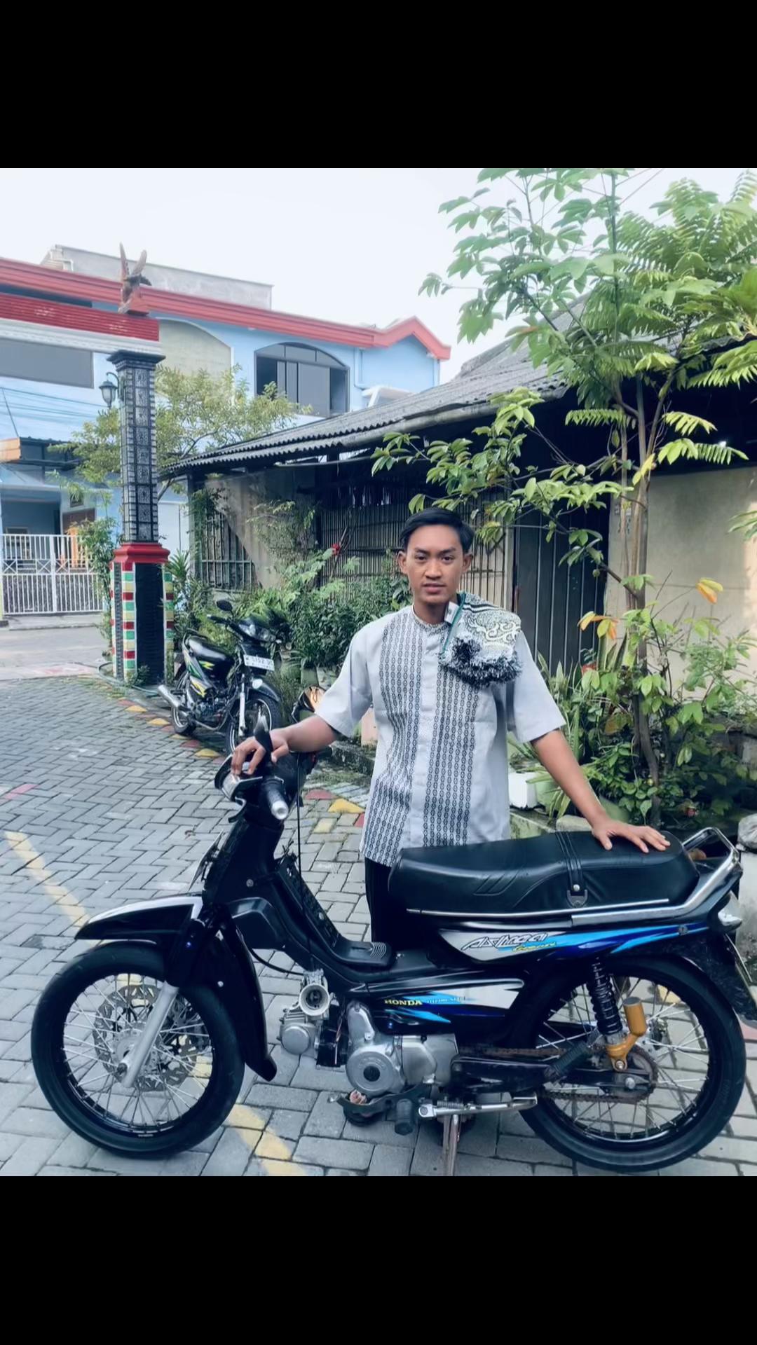 @Akmalll