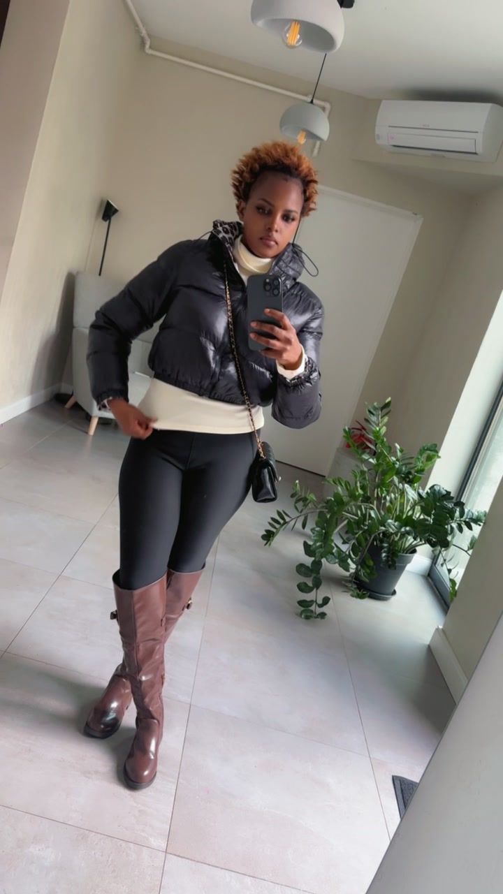 @Barbiecom herself 💕🥰