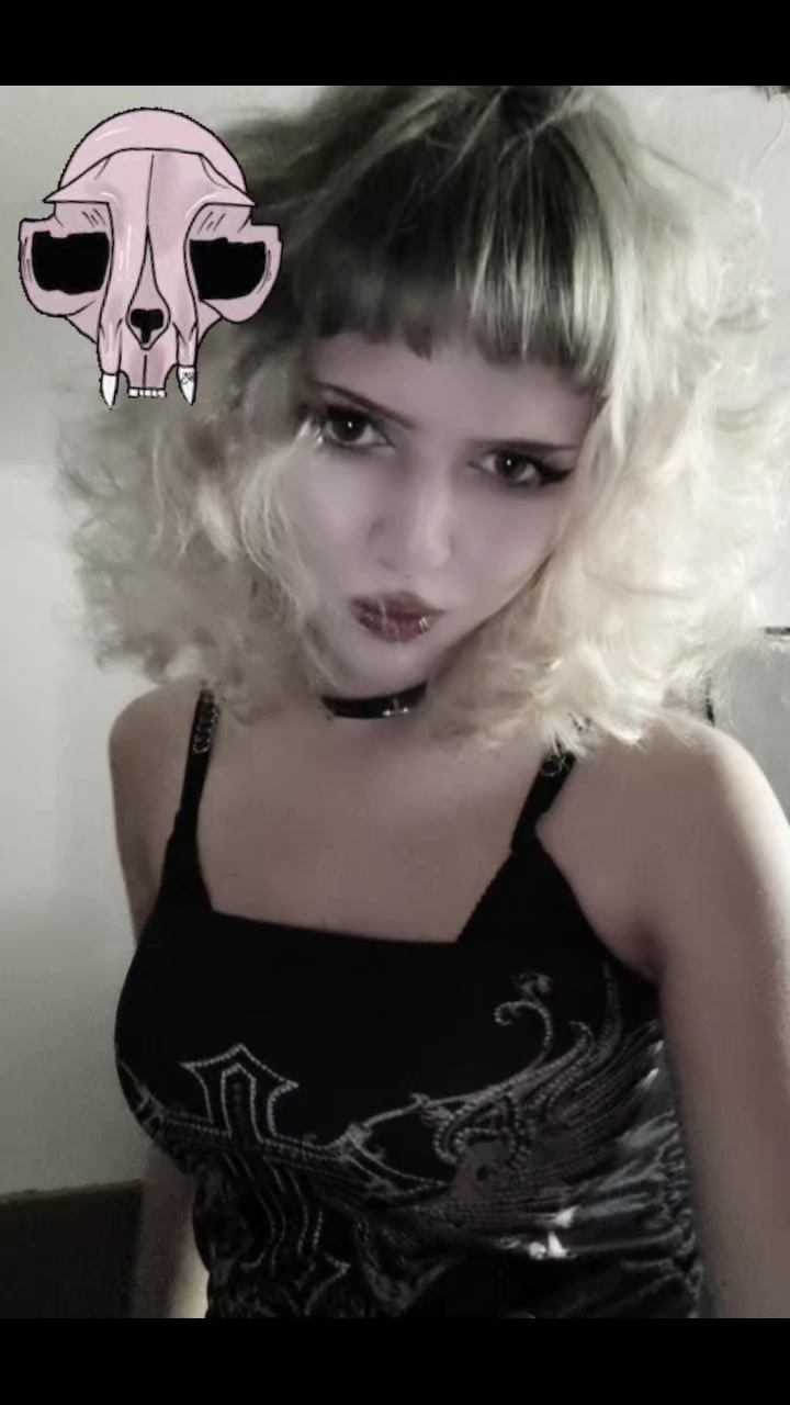 @𝕬𝖒𝖓𝖊𝖟𝖎𝖆༒︎