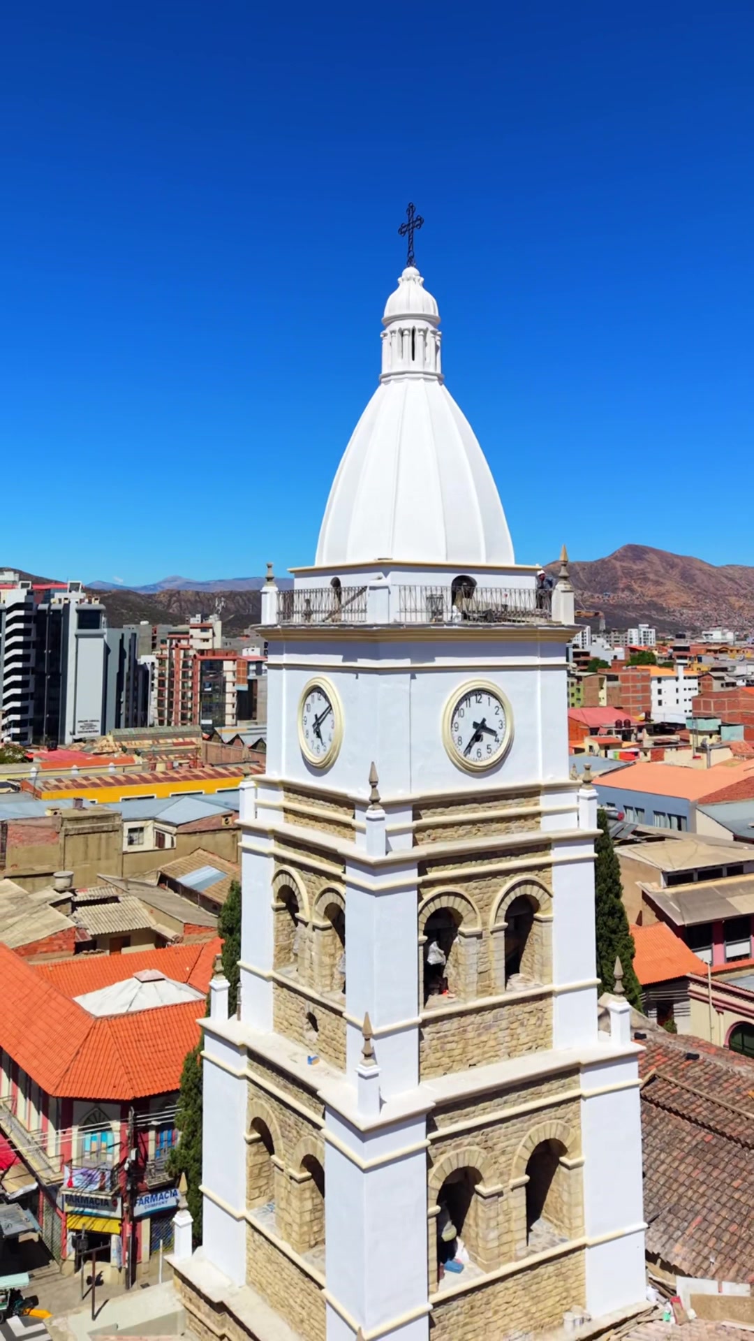 @VISION TOURS BOLIVIA