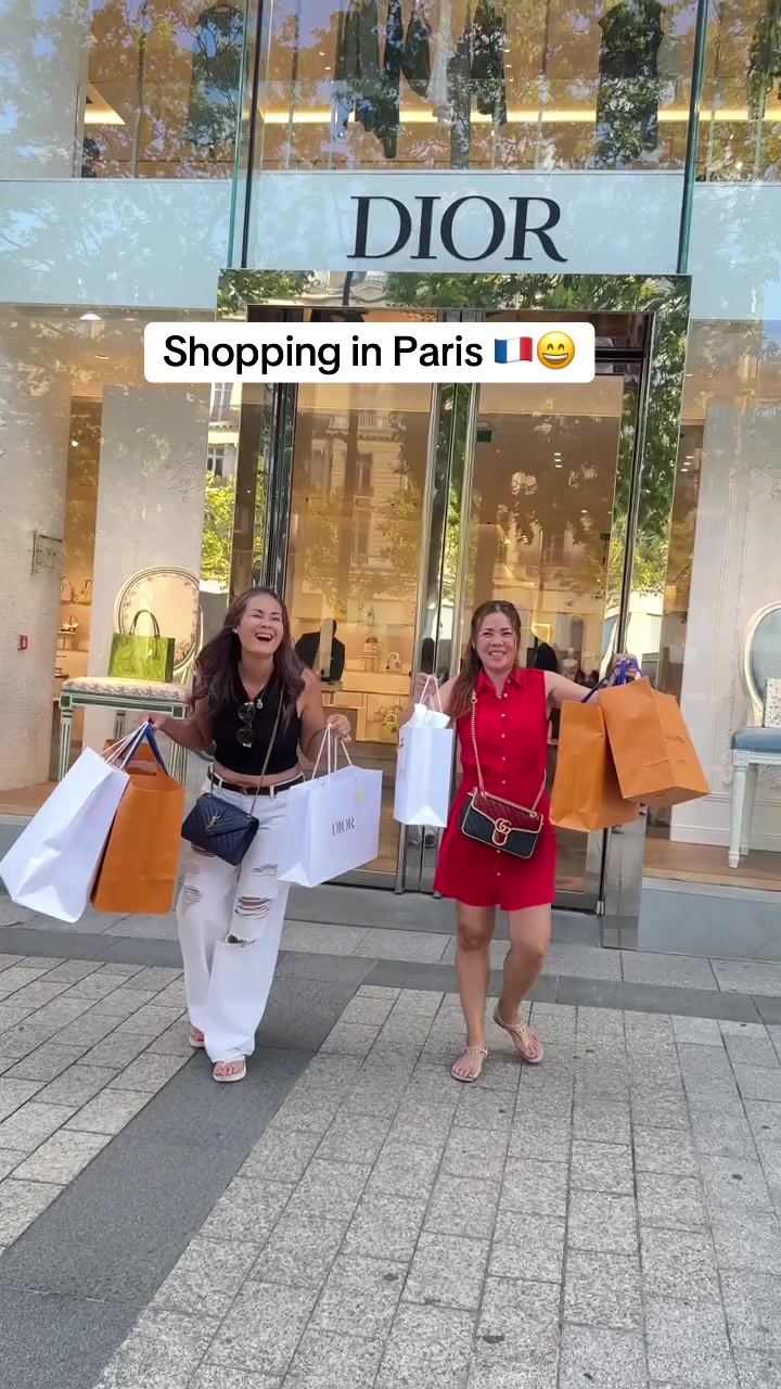 @Ellen Ellie 🇺🇸🇰🇭
