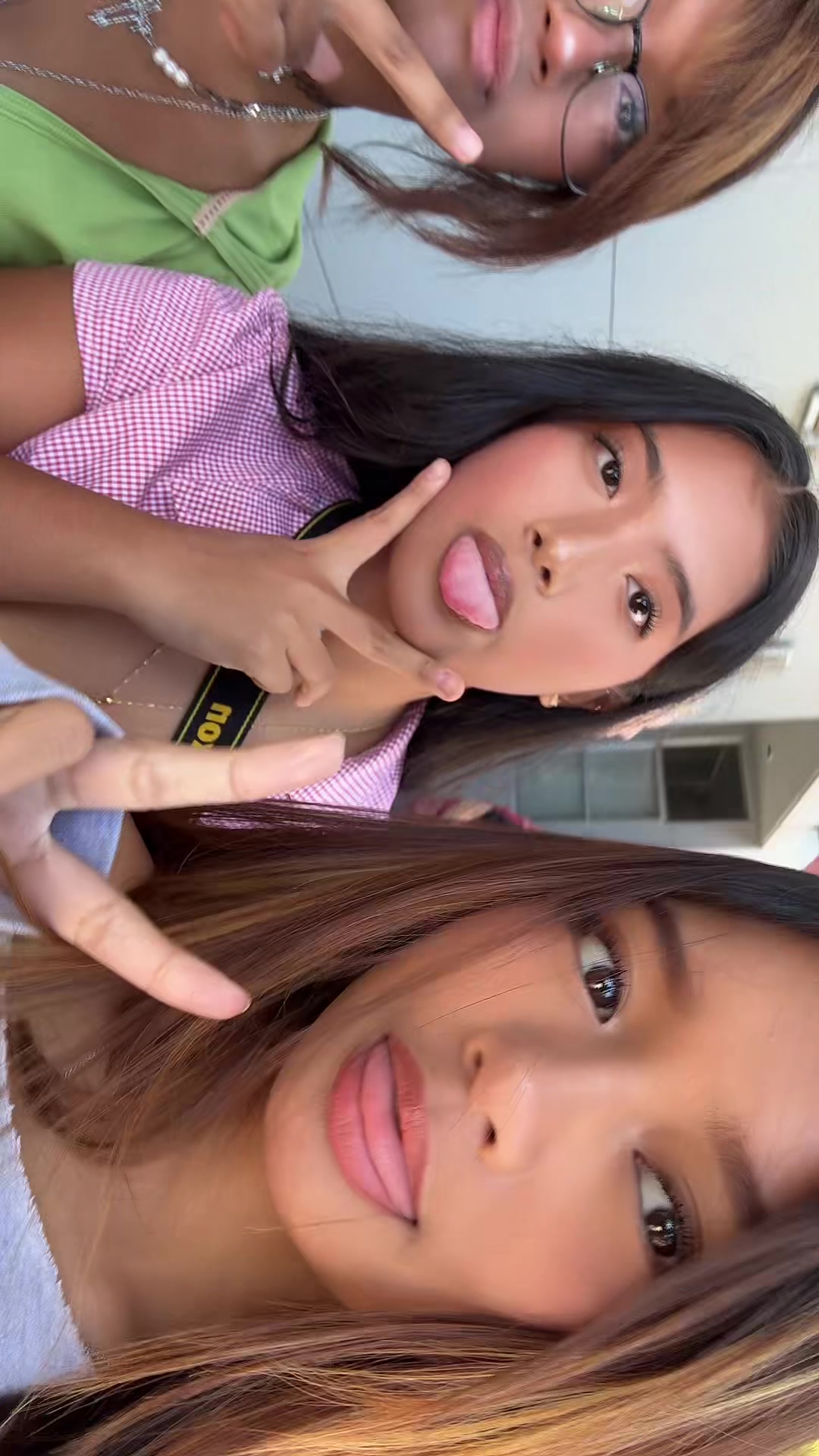 @nini