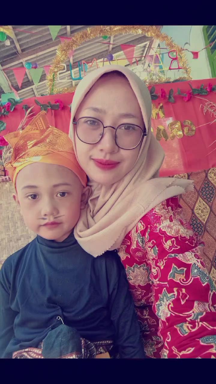 @Nafisa Hijab