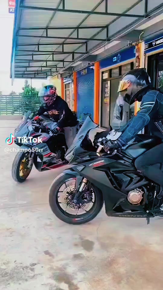 @น้าแอ๊ด ชลบุรี
