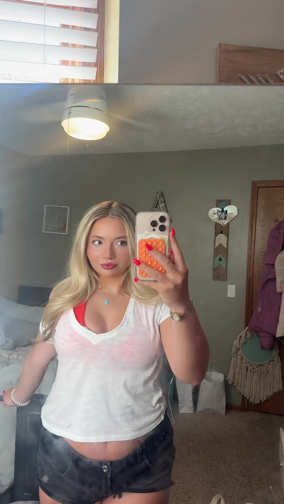 @👸🏼