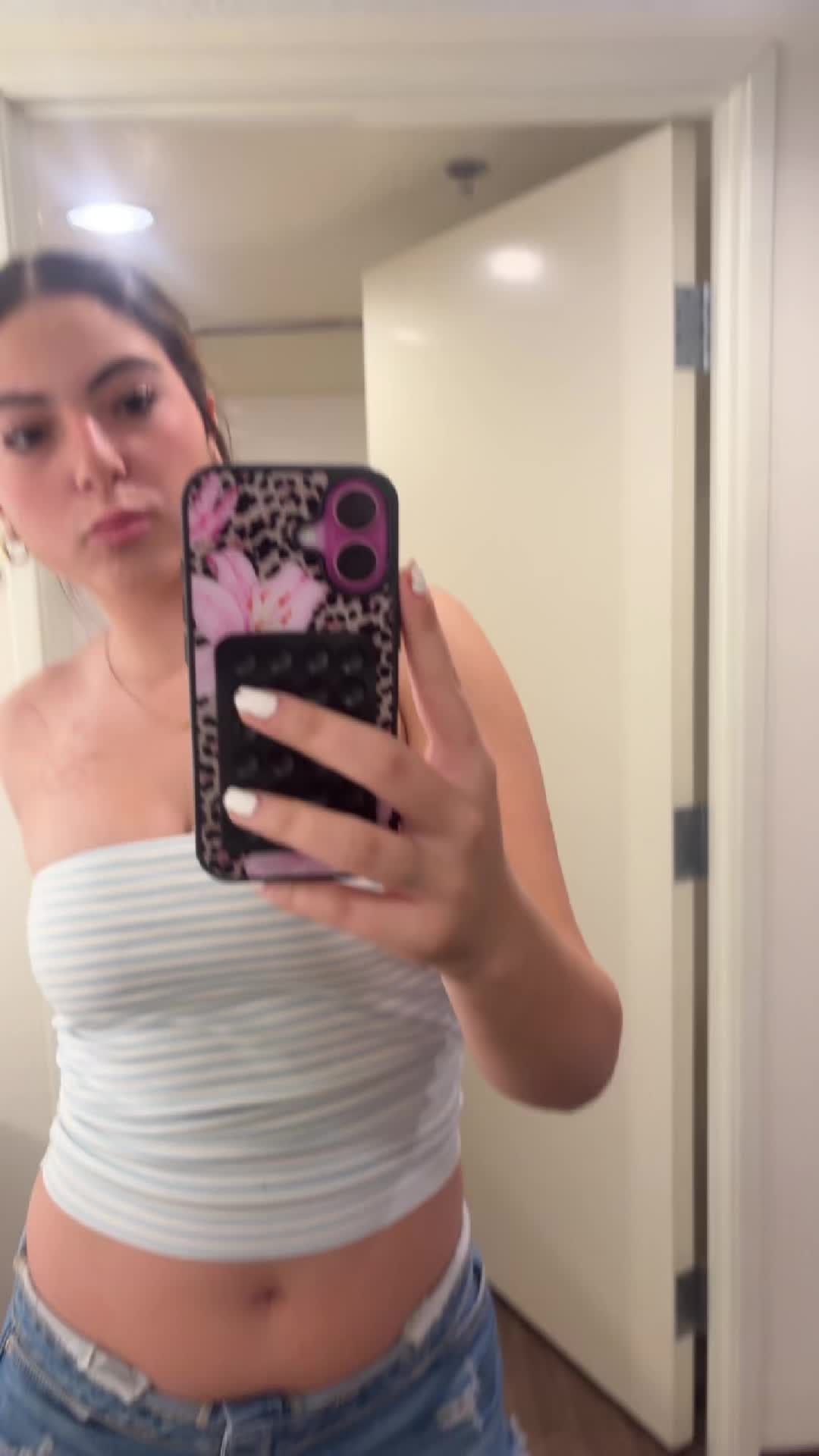@🤫