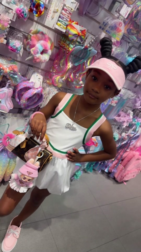 @YouTube: Marisa Sherrell🎀