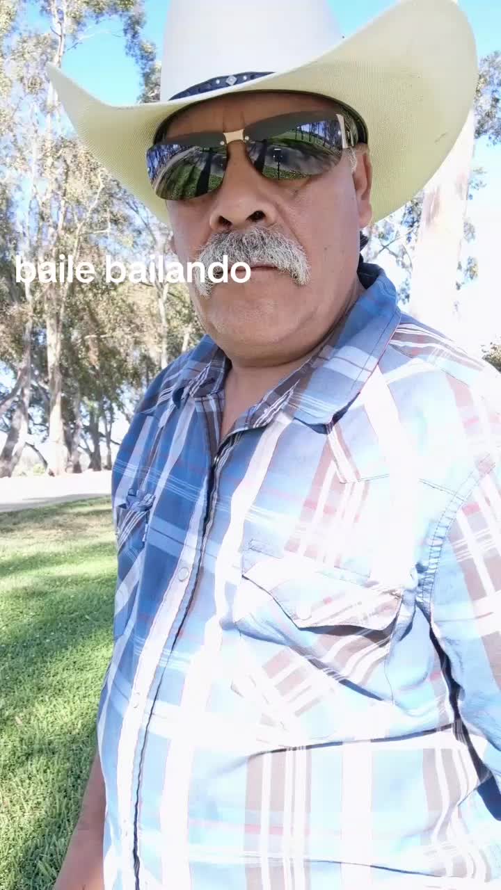 @Delfino