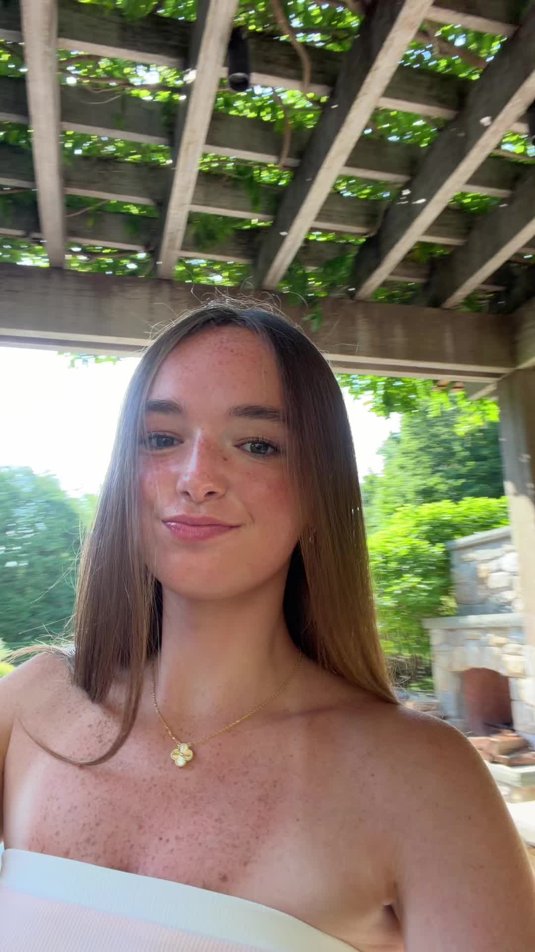 @clarawhalenn