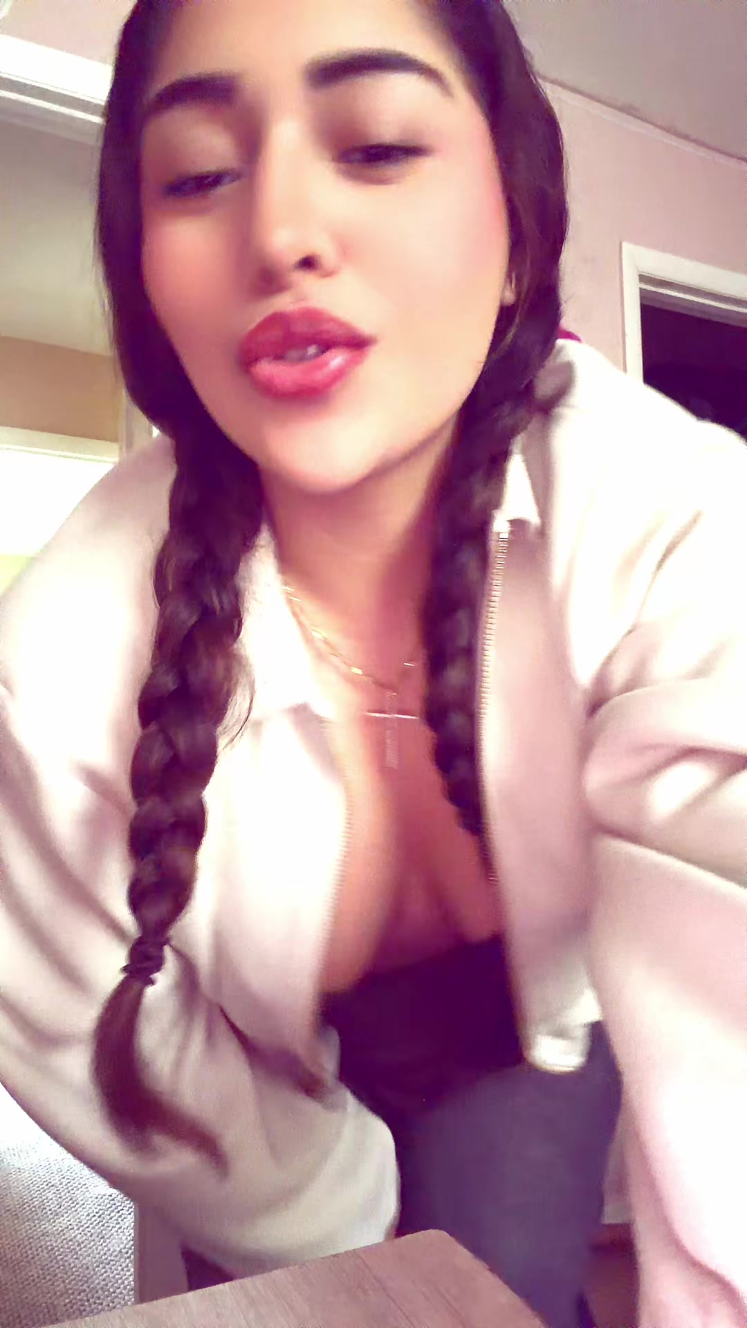 @isabellagahee_