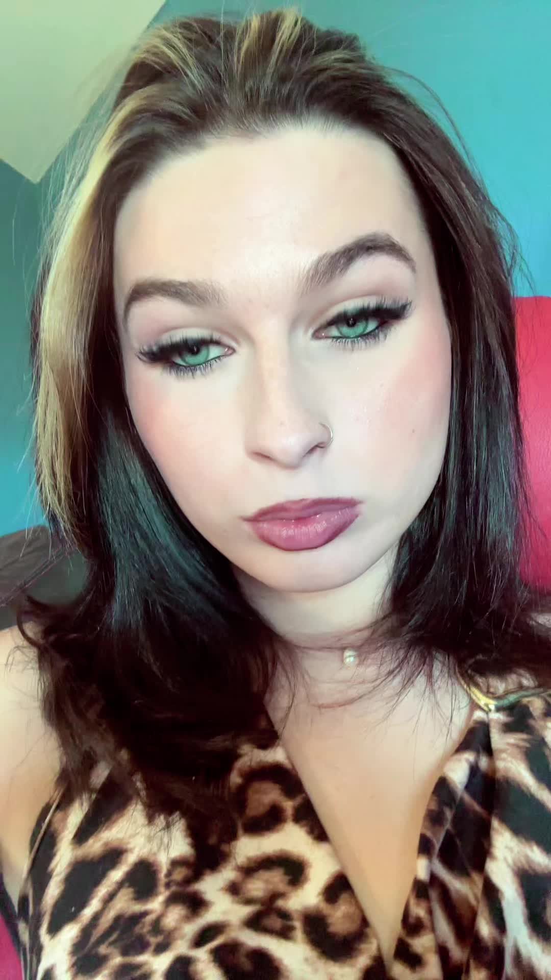 @sheypaquin