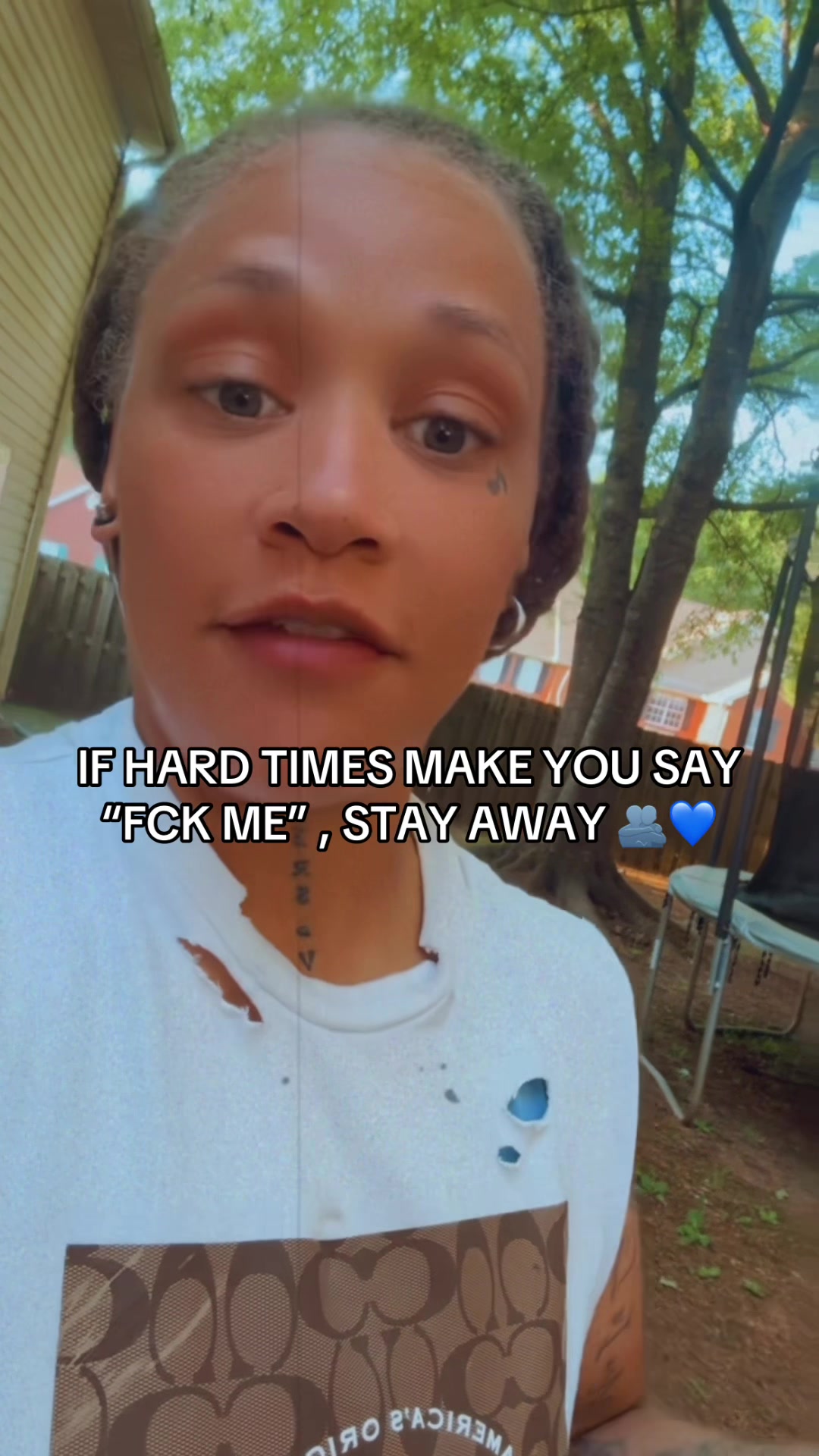 @ItzLoyalTee