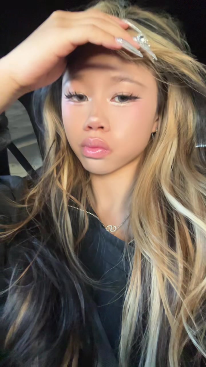 @Christina