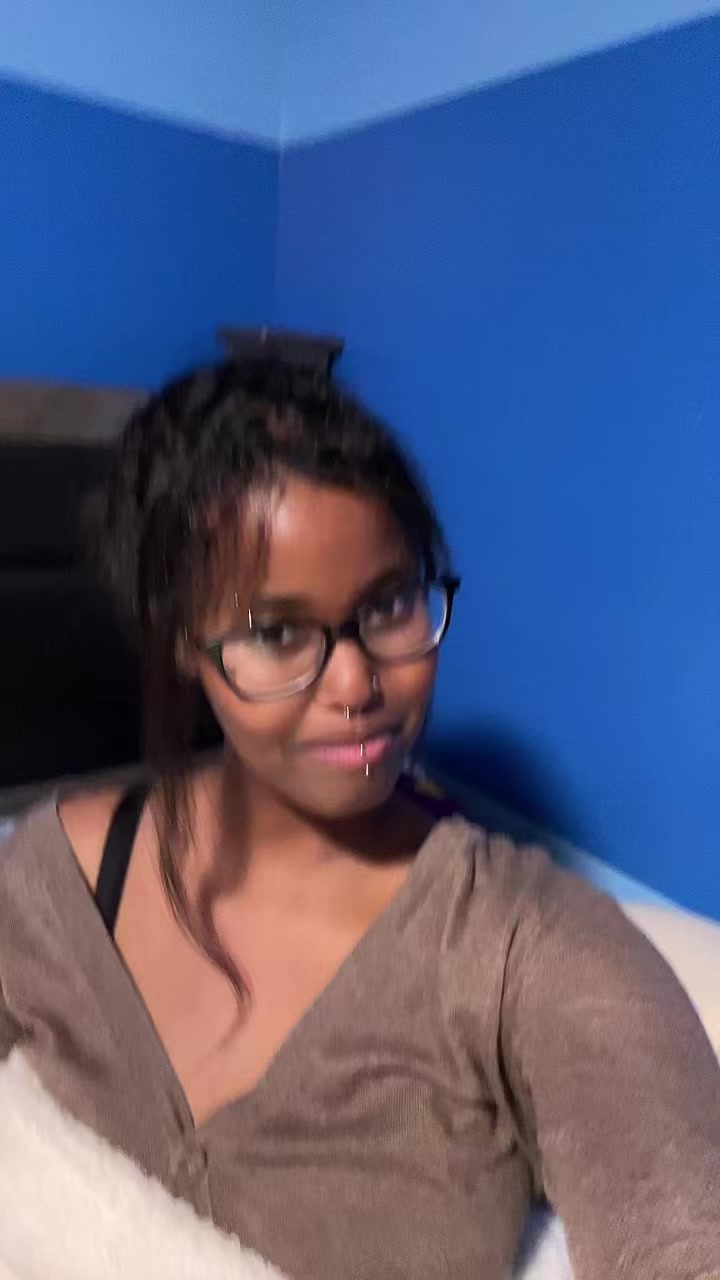 @Brinnie