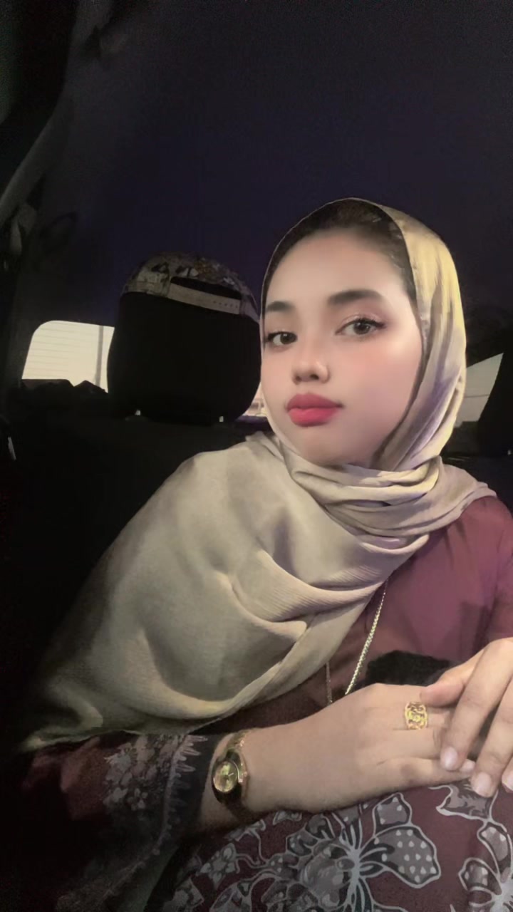 @Y4Y401_