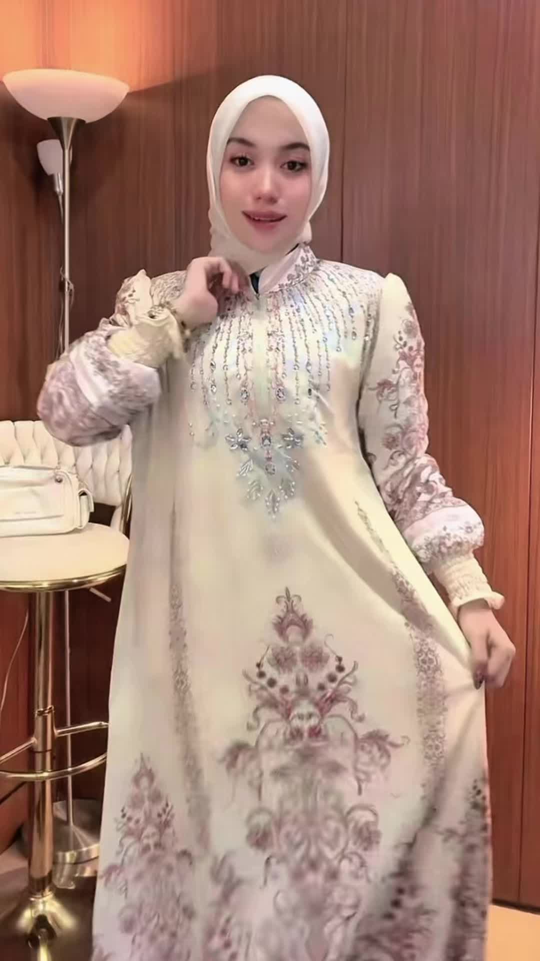 @nailakharisma4