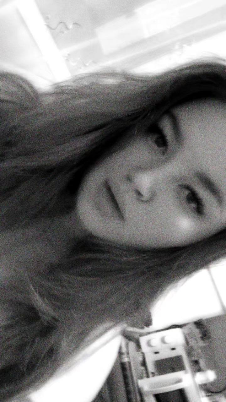 @Qwen💋