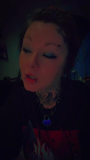 @Snick😈🖤🥀