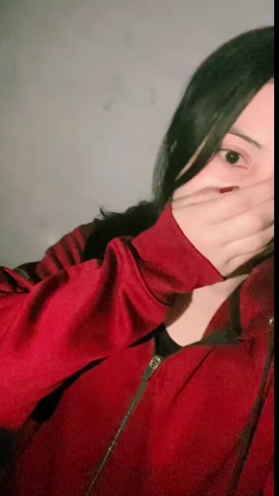 @~MANO&