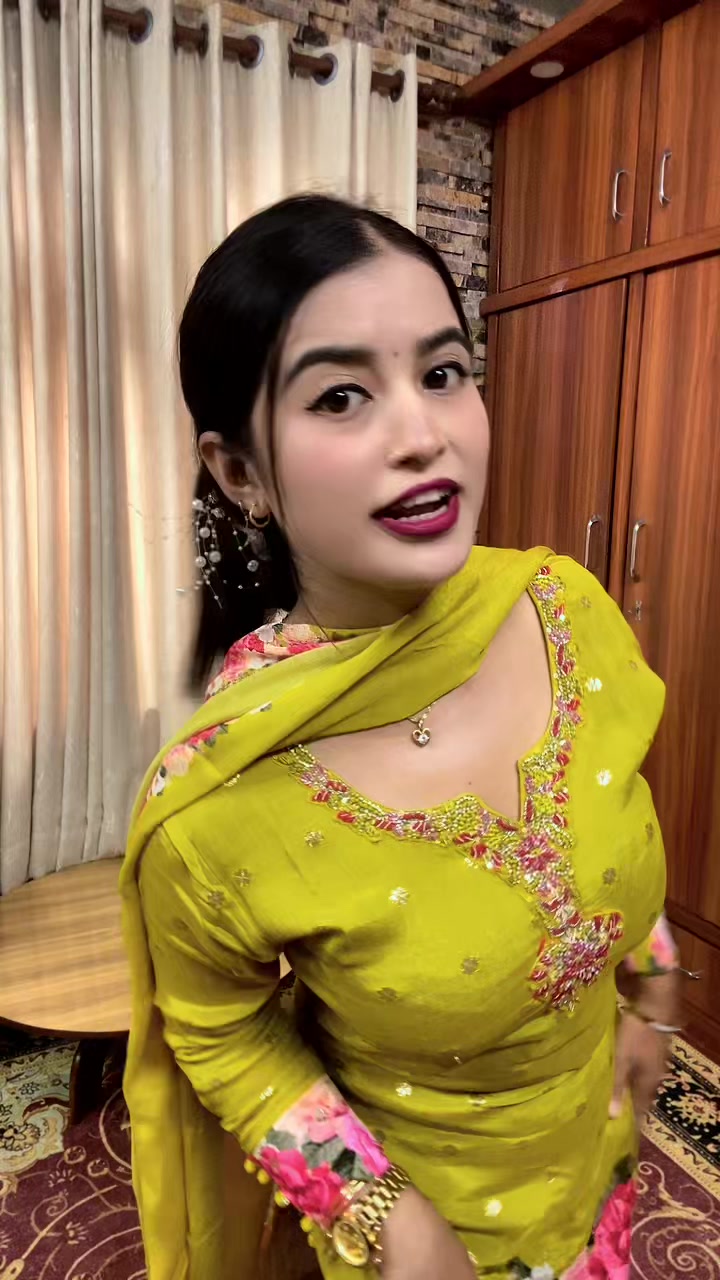 @Thakuri niku ❣️❣️